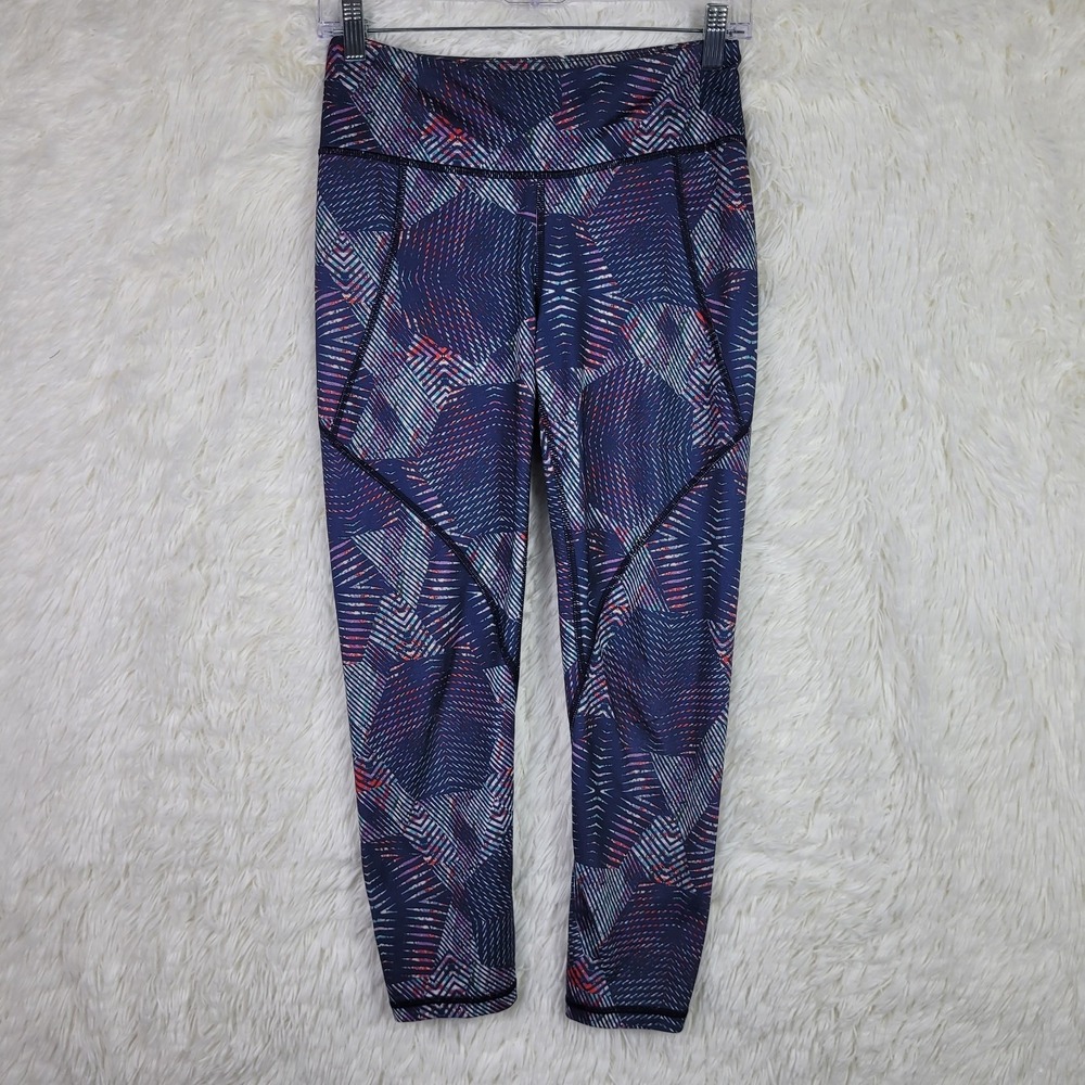 Patagonia Women's Sz S Purple Centered Tights Crop Athleisure Outdoor Capri